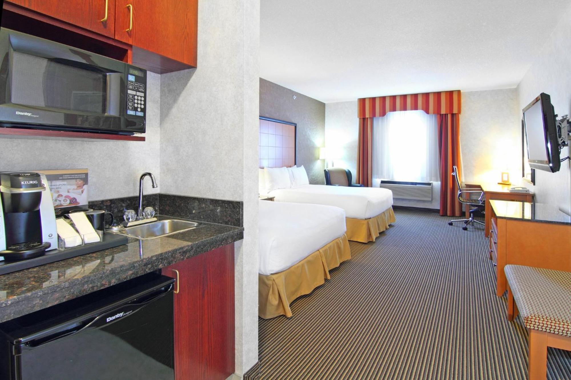 Holiday Inn Express Calgary South By Ihg Exterior foto
