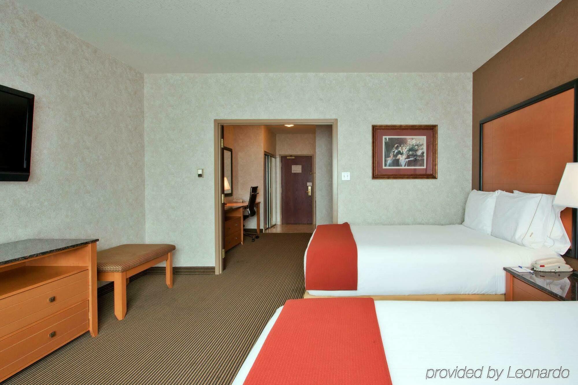 Holiday Inn Express Calgary South By Ihg Zimmer foto